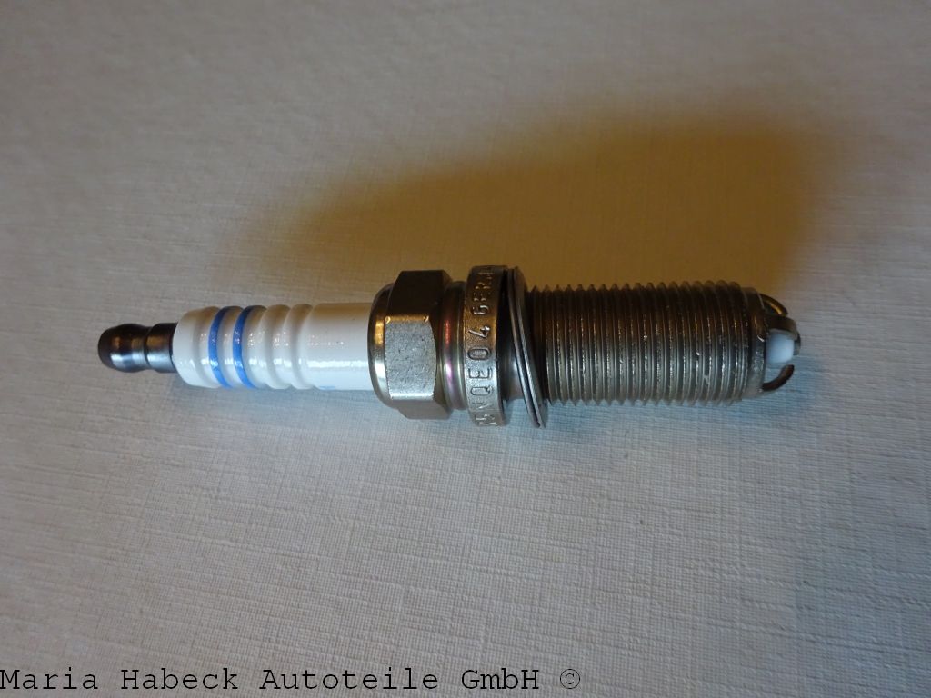 Spark plug Bosch FGR5NQE 04