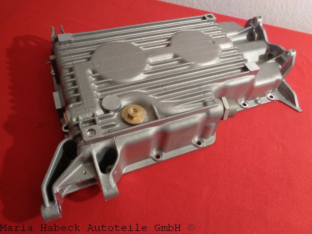 A brand new sump cover/ Oil pan 177968 for Ferrari 355 F1