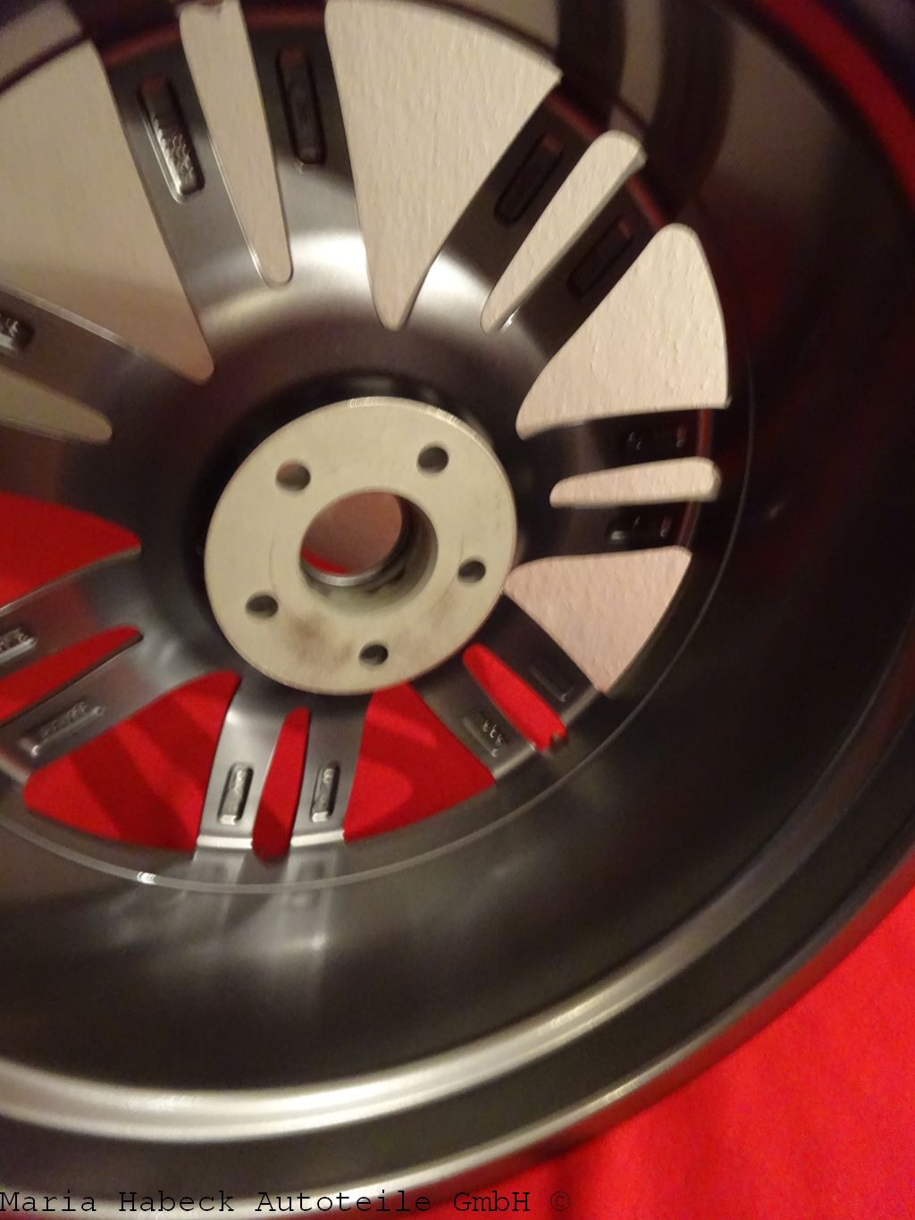 Maserati Felge Urano 20" Vorderachse 670021999  für Maserati Ghibli