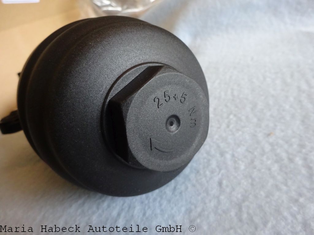 HT Oil filter housing Porsche Cayenne Panamera 958 970 95810701011