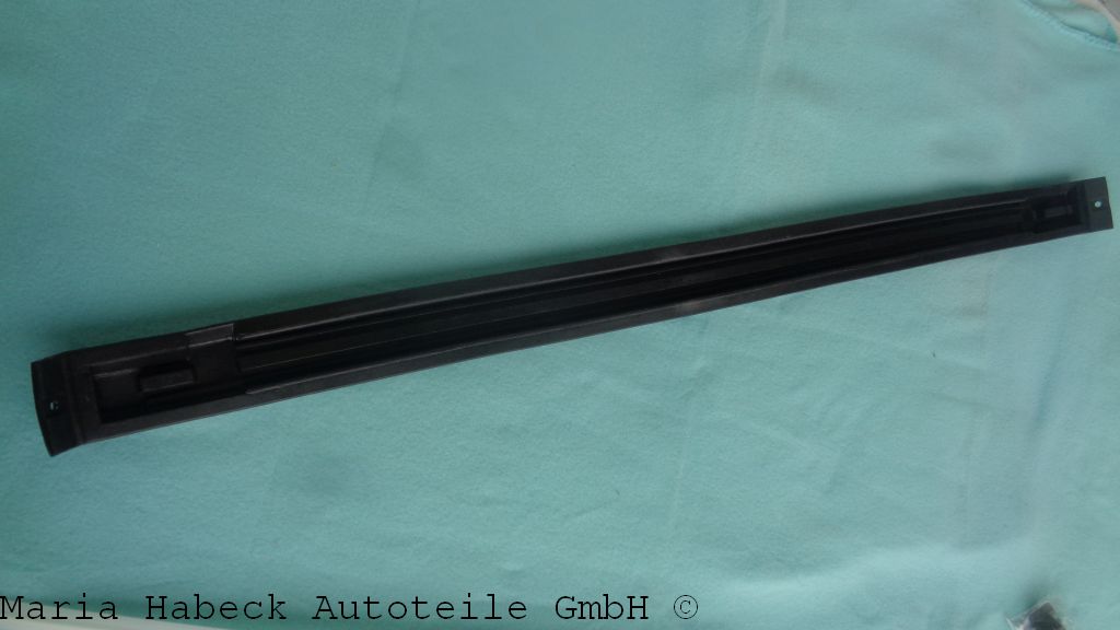 Bumper protective moulding  front center 911 year 74-89