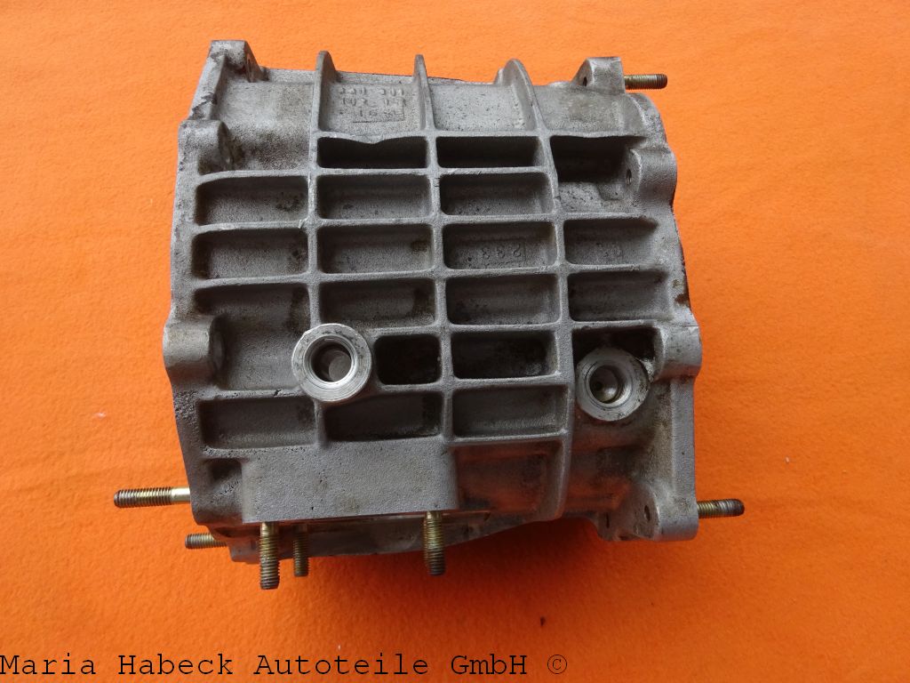 OE Rädergehäuse für Porsche 930 Turbo Getriebe Bj. 77-83 93030191100 gebraucht OE Rädergehäuse für Porsche 930 Turbo Getriebe Bj. 77-83 93030191100 gebraucht