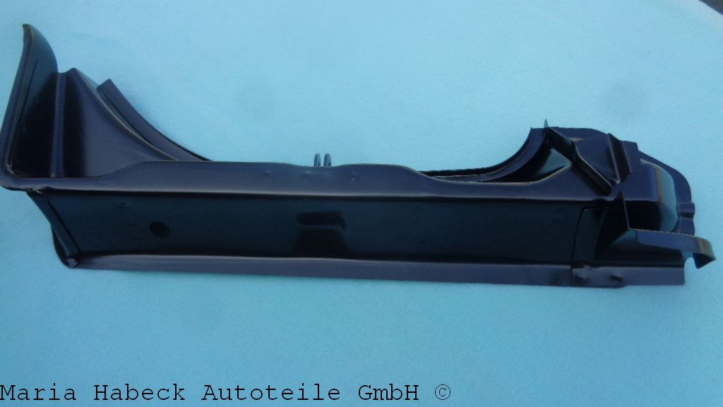 Door hinge pillar left 83-89 591135 Door hinge pillar left 83-89 591135