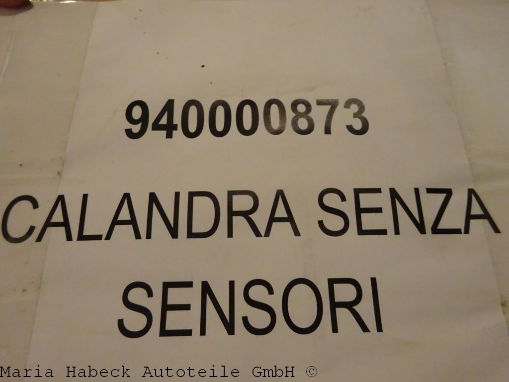 940000873 (11).JPG