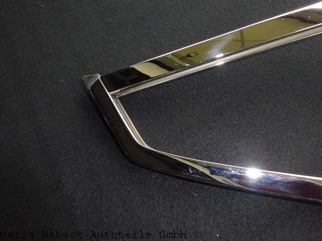 OE  Window frame chrome left  for Porsche 911 Targa year 74-76  90154202141 OE  Window frame chrome left  for Porsche 911 Targa year 74-76  90154202141