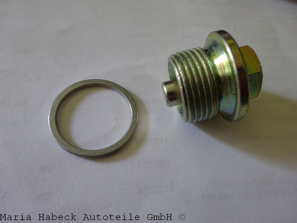 HT Oil tank drain plug  with a sealing ring  911 107 176 03 HT Oil tank drain plug  with a sealing ring  911 107 176 03
