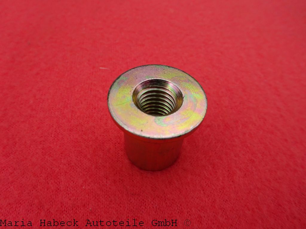 Cylinder head nut  964/993   964 104 382 01 Cylinder head nut  964/993   964 104 382 01