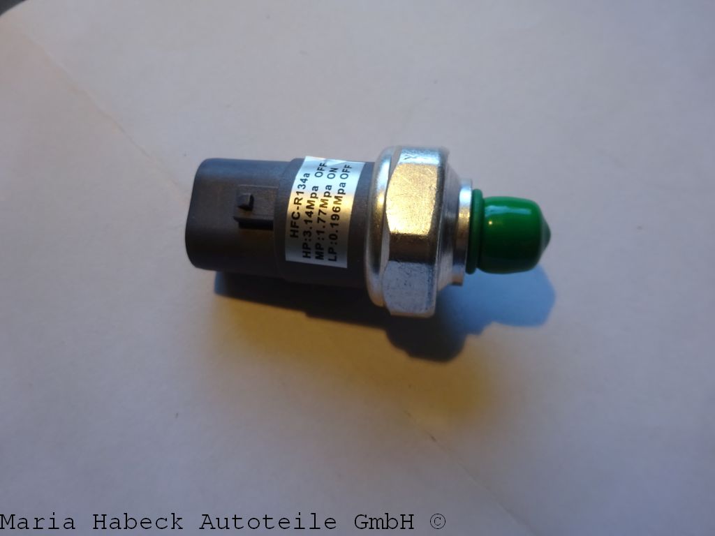 HT Druckschalter für Klimaanlage Porsche 928 964 993     964 61313701 HT Druckschalter für Klimaanlage Porsche 928 964 993     964 61313701