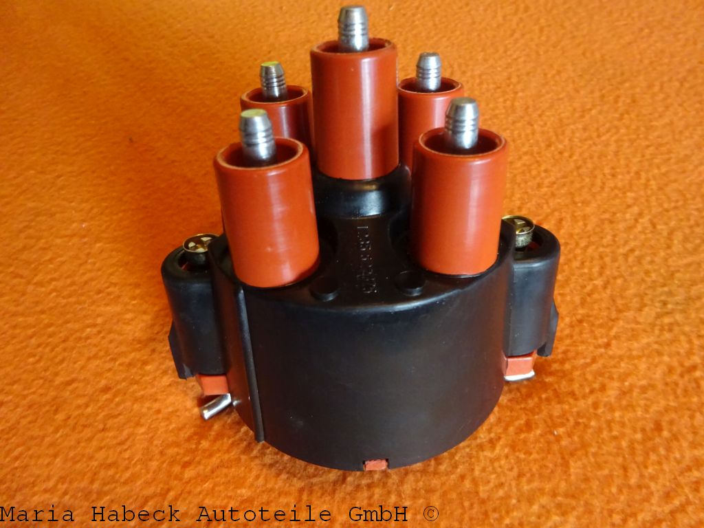 Bosch Distributor cap   944 / 928   1 235 522 325