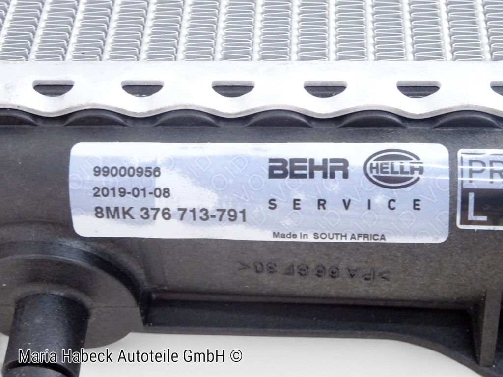 Behr Wasserkühler rechts  Porsche 996 C2 / C4 / GT3  8MK376713-791  99610613250
