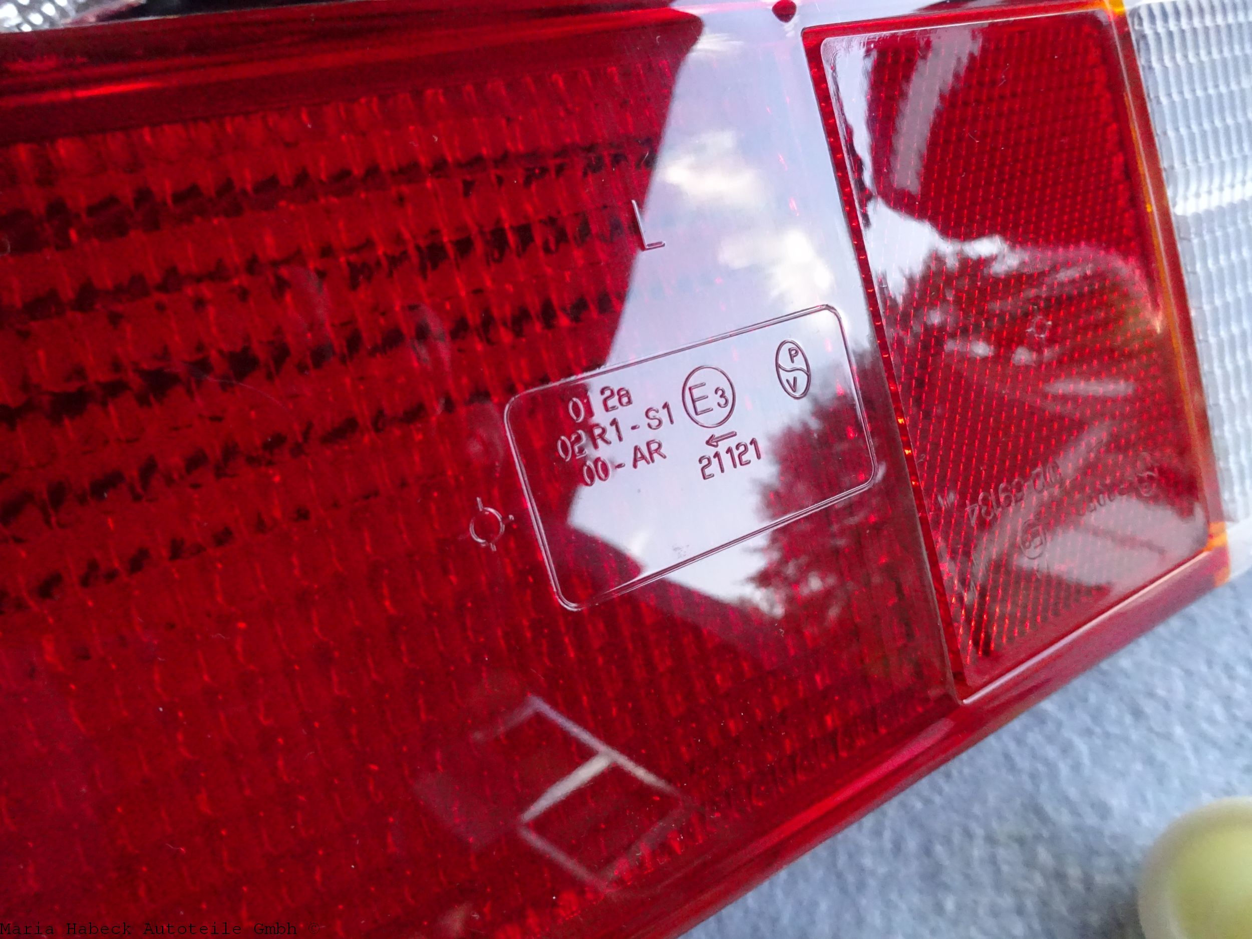 TMP Rückleuchte komplett links mit EU Streuscheibe für Porsche 914 91463140413 TMP Rückleuchte komplett links mit EU Streuscheibe für Porsche 914 91463140413