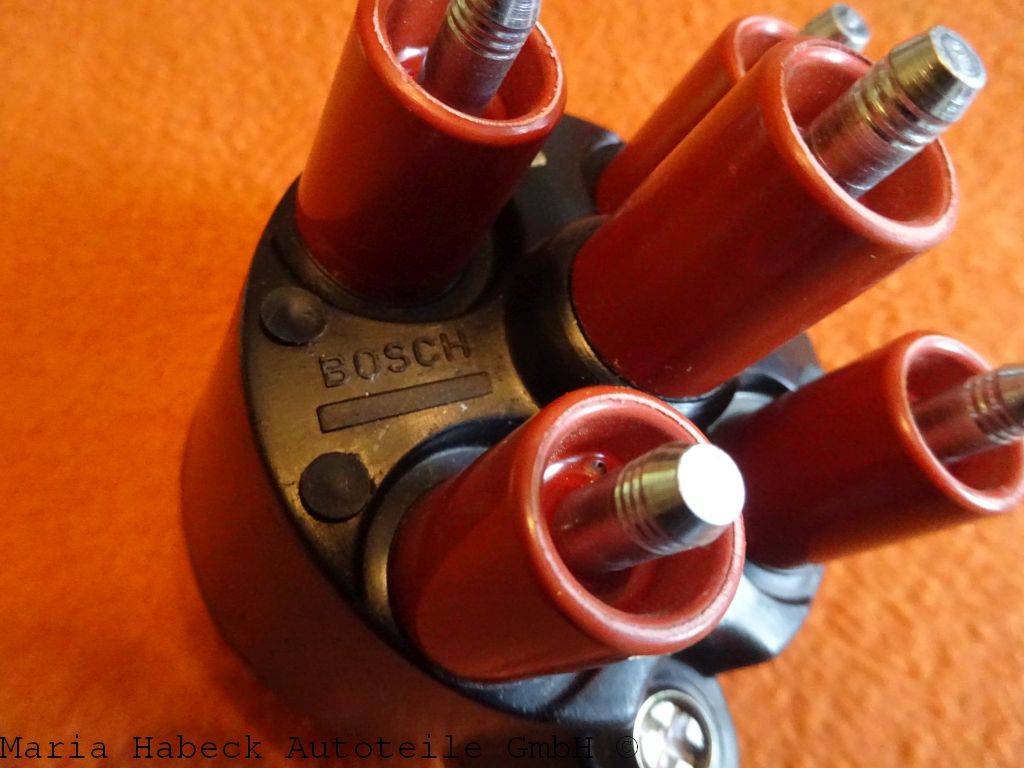 Bosch Distributor cap   944 / 928   1 235 522 325 Bosch Distributor cap   944 / 928   1 235 522 325