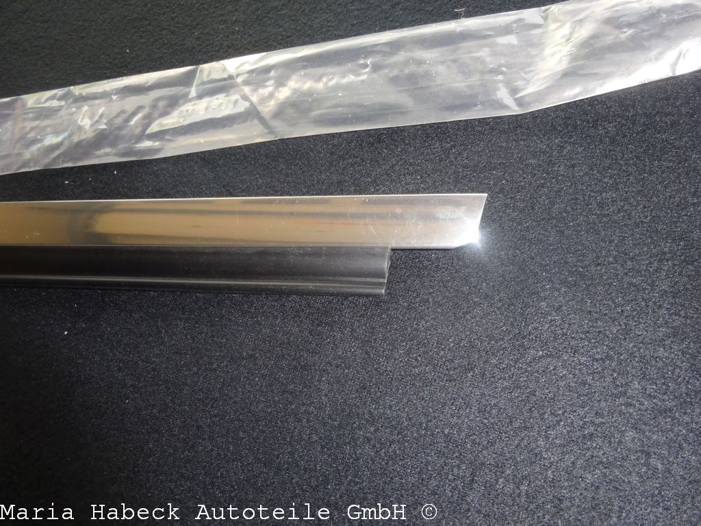 P trim strip for door shaft Porsche Coupe 911 aluminum right outside 90153143227 P trim strip for door shaft Porsche Coupe 911 aluminum right outside 90153143227