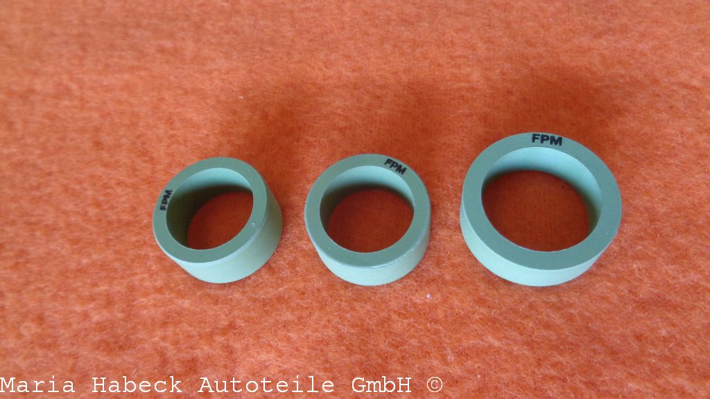 Set  Reinz Sealing oil cooler small + large year 65 - 89 999 704 172 50 Set  Reinz Sealing oil cooler small + large year 65 - 89 999 704 172 50