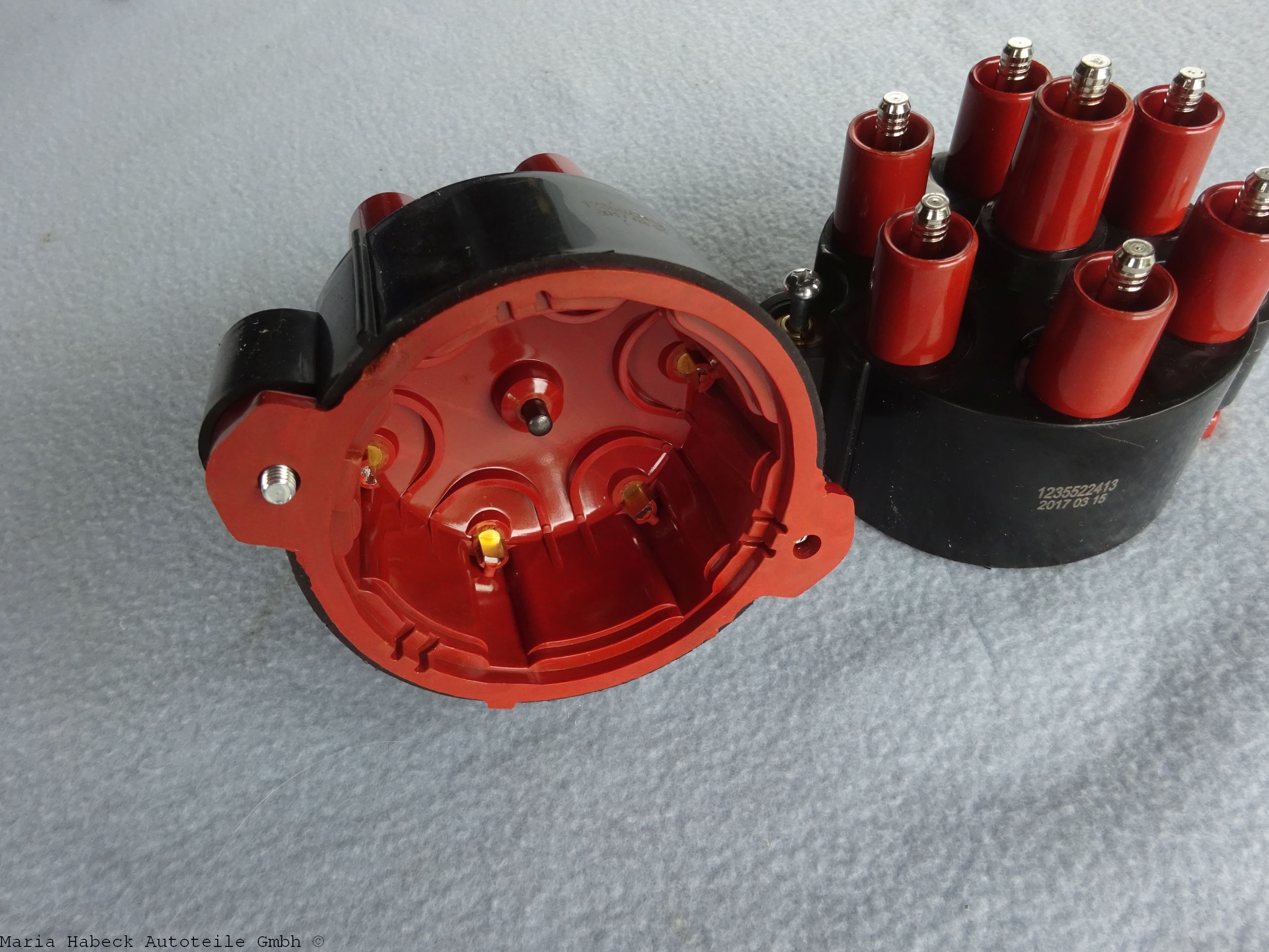 Bugiad distributor caps SET 2 pieces Porsche 964 / 993  93060291901