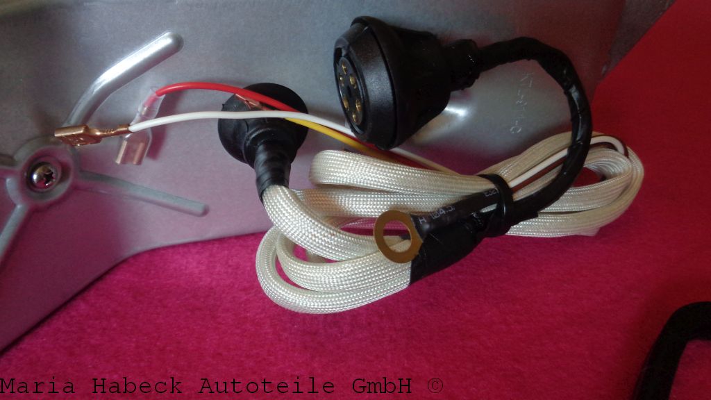 JP Heckleuchtengehäuse Metall mit Kabelbaum 911 rechts   91163194000